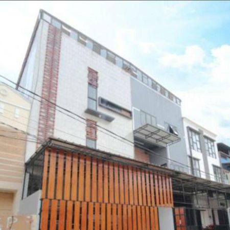 Kamar Keluarga Duri Kosambi Jacarta Exterior foto