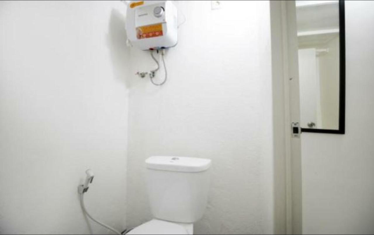 Kamar Keluarga Duri Kosambi Jacarta Exterior foto
